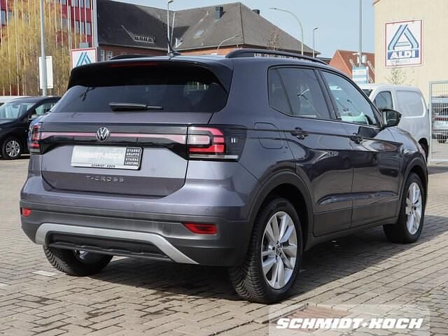 Gebraucht VW T-Cross Move 110 PS (80 kW) 2023 Rauchgrau (silber) SUV