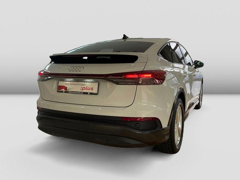 Gebraucht Audi Q4 Sportback e-tron Basis 210 kW (286 PS) 2025 Gletscherweiß metallic SUV