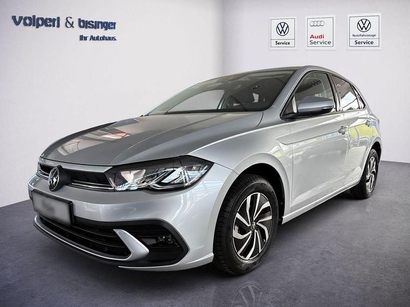 Reflexsilber metallic Neu 2025 VW Polo Life Limousine | 23.680 € (Guter Preis) - Bild 1/4