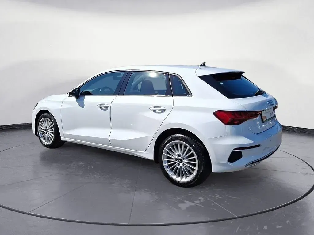 Gebraucht Audi A3 Advanced 150 PS (110 kW) 2023 Ibisweiß Limousine