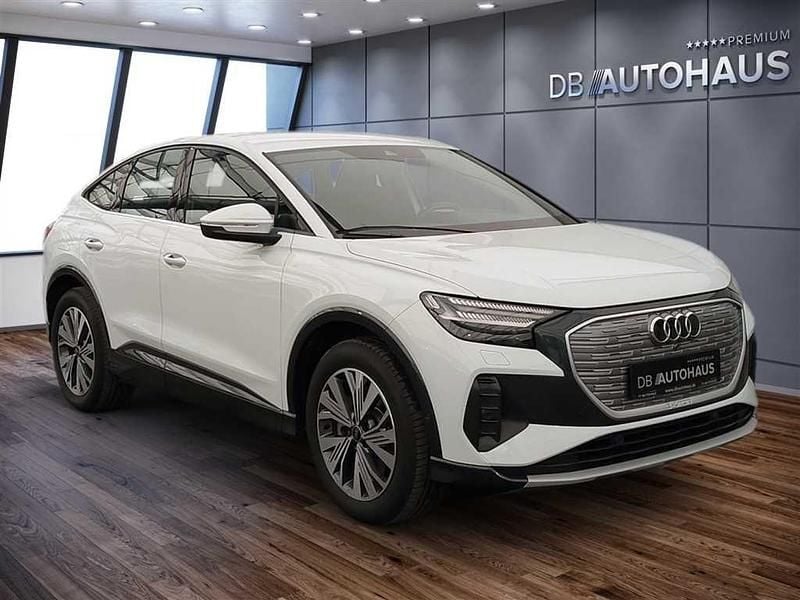 Gebraucht Audi Q4 e-tron Ambiente 210 kW (286 PS) 2025 Weiß SUV