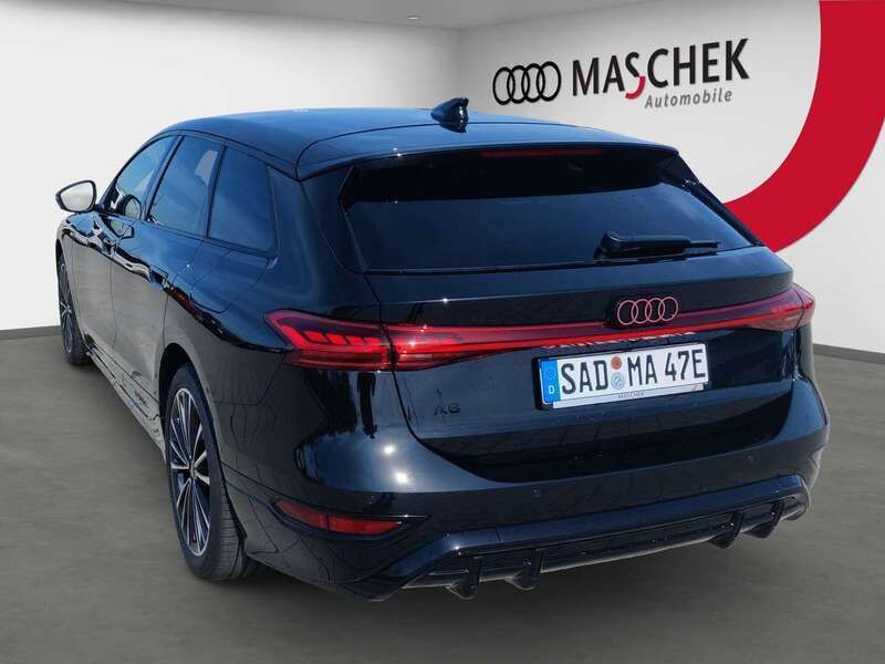 Gebraucht Audi A6 e-tron S-Line 269 kW (367 PS) 2025 Mythosschwarz perleffekt Kombi