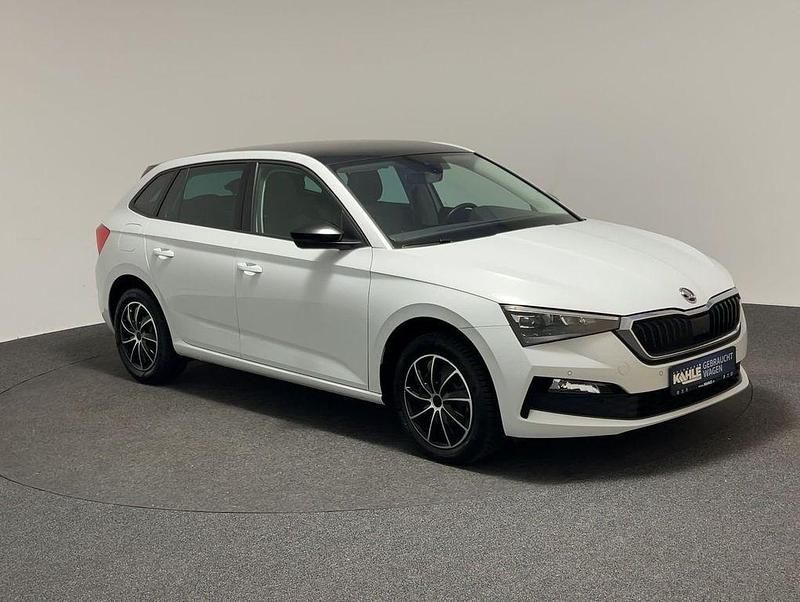 Gebraucht Skoda Scala Style 116 PS (85 kW) 2019 Weiß Kleinwagen