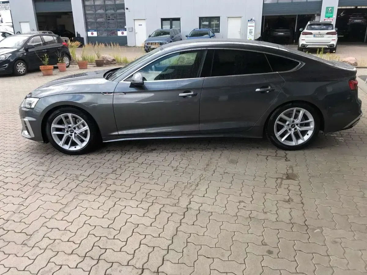 Gebraucht Audi A5 S-Line 204 PS (150 kW) 2022 Daytonagrau Coupé