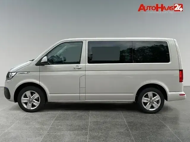 Gebraucht VW Multivan Comfortline 150 PS (110 kW) 2022 Grau Van / Kleinbus