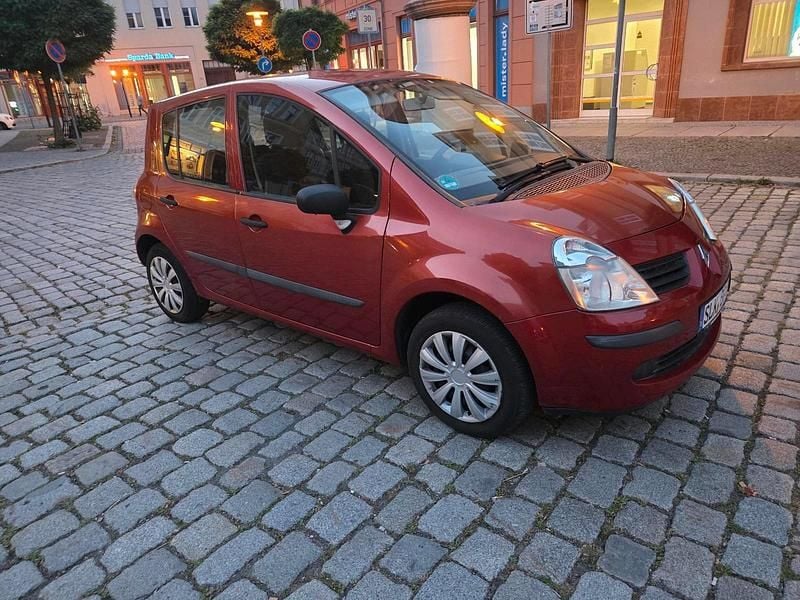 Rot Gebraucht 2006 Renault Modus Van / Kleinbus | 1.200 € (Superpreis) - Bild 1/4