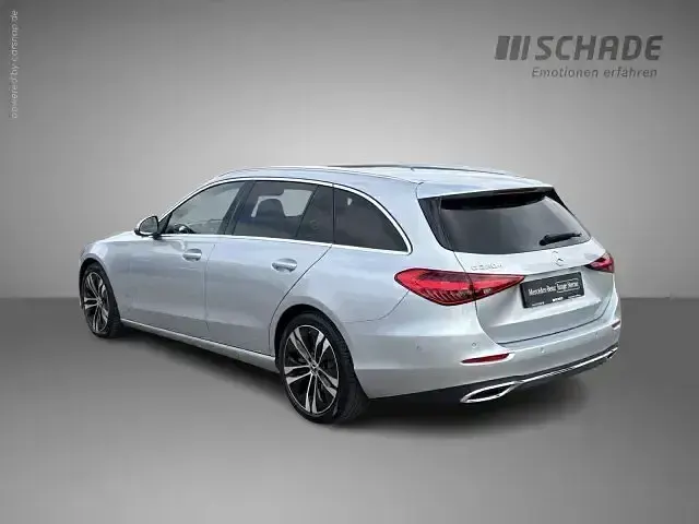 Gebraucht Mercedes C220 Avantgarde 205 PS (150 kW) 2024 Silber Limousine