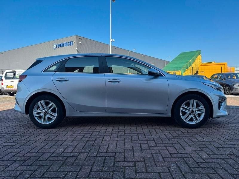 Gebraucht Kia Ceed 116 PS (85 kW) 2019 Silber Kleinwagen