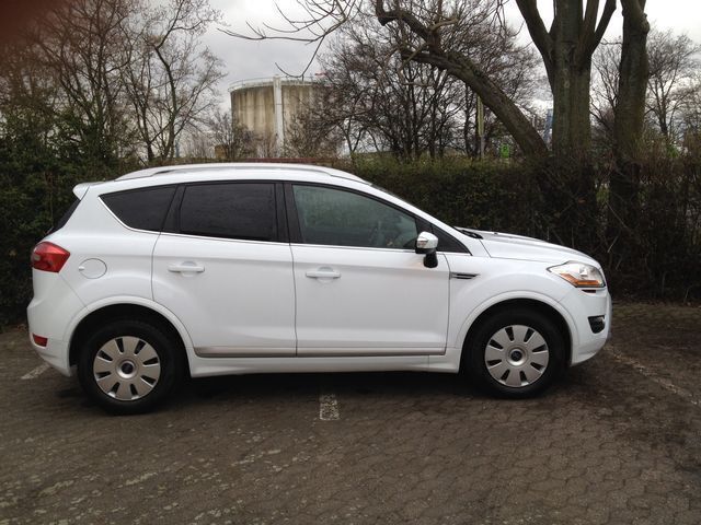 Gebraucht Ford Kuga 220 PS (161 kW) 2011 Weiß SUV