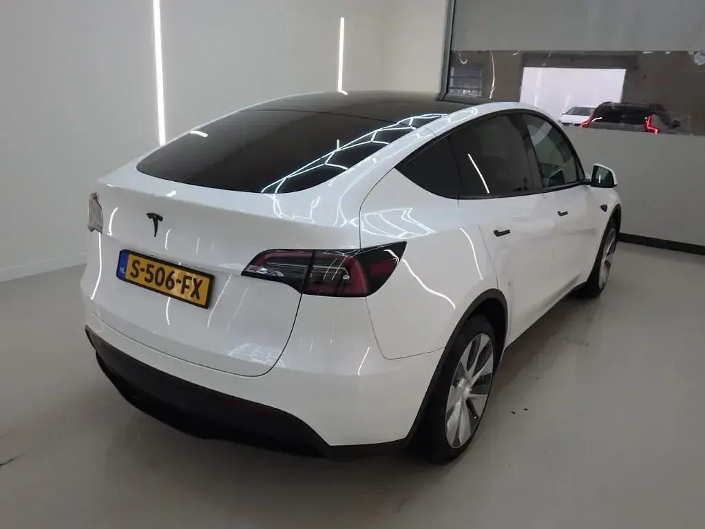 Usata Tesla Model Y Standard Range 250 kW (341 CV) 2022 Bianco SUV