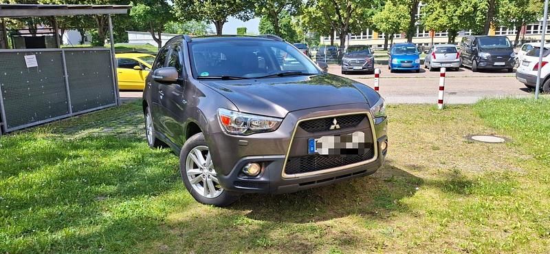 Gebraucht Mitsubishi ASX 150 PS (110 kW) 2012 Braun SUV