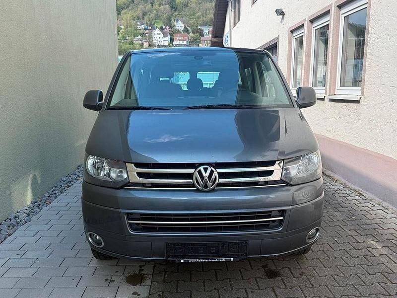 Gebraucht VW Caravelle 140 PS (102 kW) 2012 Grau Van