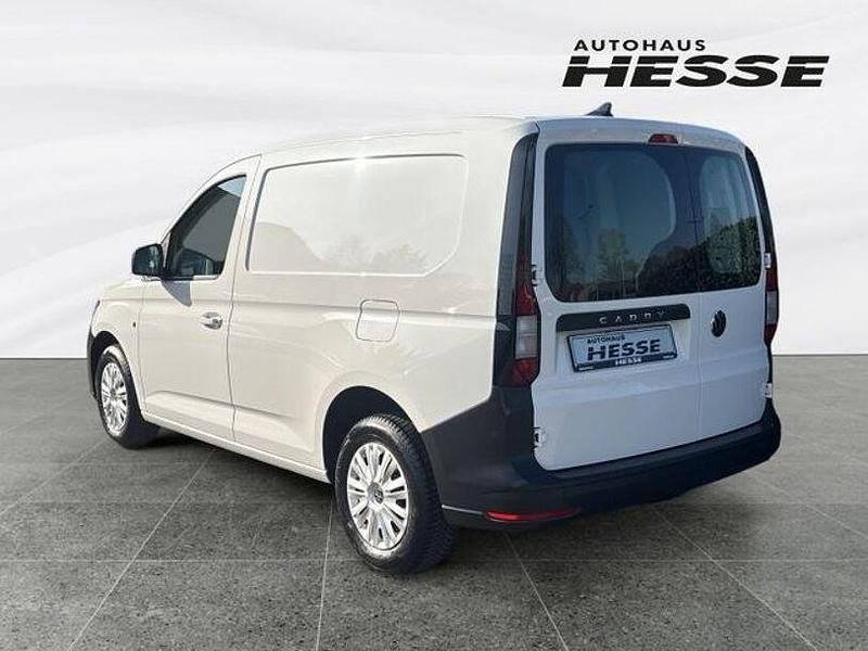Gebraucht VW Caddy 102 PS (75 kW) 2022 Candyweiß lb9a Van / Kleinbus