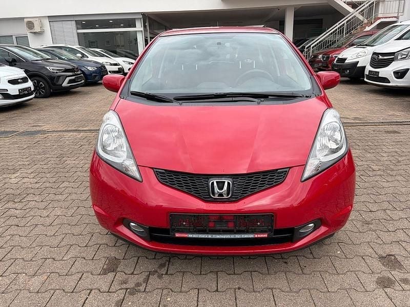 Gebraucht Honda Jazz Trend 90 PS (66 kW) 2010 Rot Kleinwagen