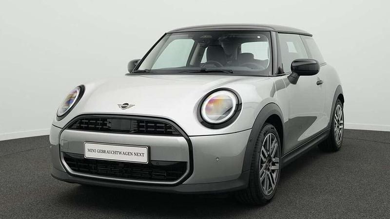 Grau Gebraucht 2024 Mini Cooper Classic Kleinwagen | 25.779 € (Fairer Preis) - Bild 1/4