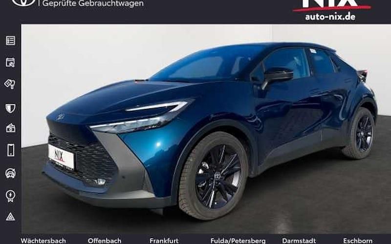 Dunkel türkis (metallic) Gebraucht 2023 Toyota C-HR Team SUV | 37.500 € (Teuer) - Bild 1/4