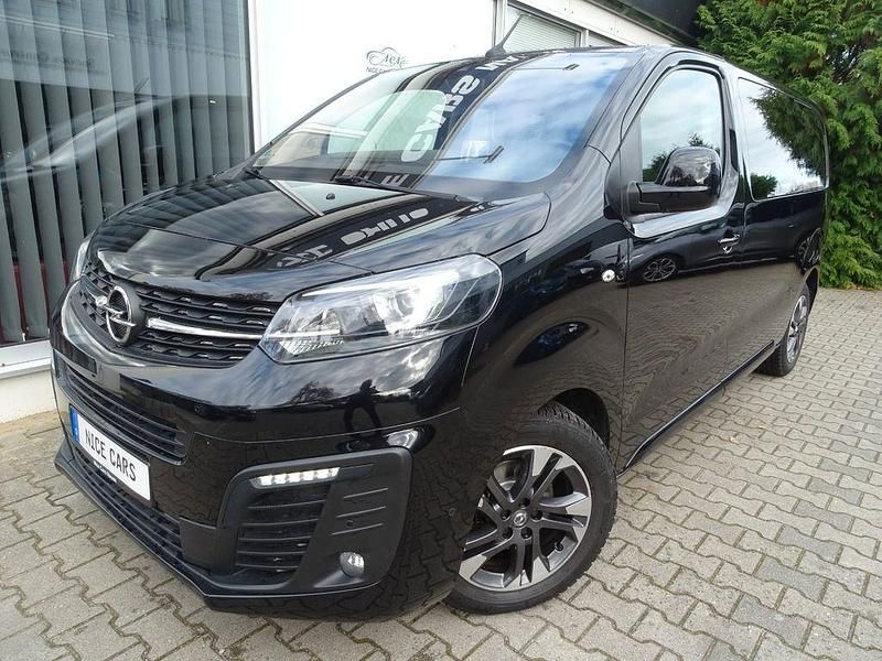 Schwarz Gebraucht 2021 Opel Vivaro Elegance Van | 24.190 € (Etwas zu teuer) - Bild 1/4
