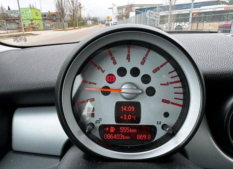 Gebraucht Mini Cooper 95 PS (69 kW) 2009 Silber Kleinwagen