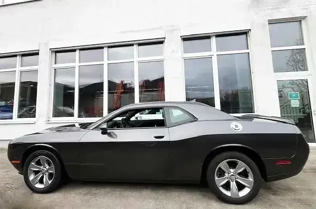 Używany Dodge Challenger SXT 594 KM (436 kW) 2022 Szary Coupe