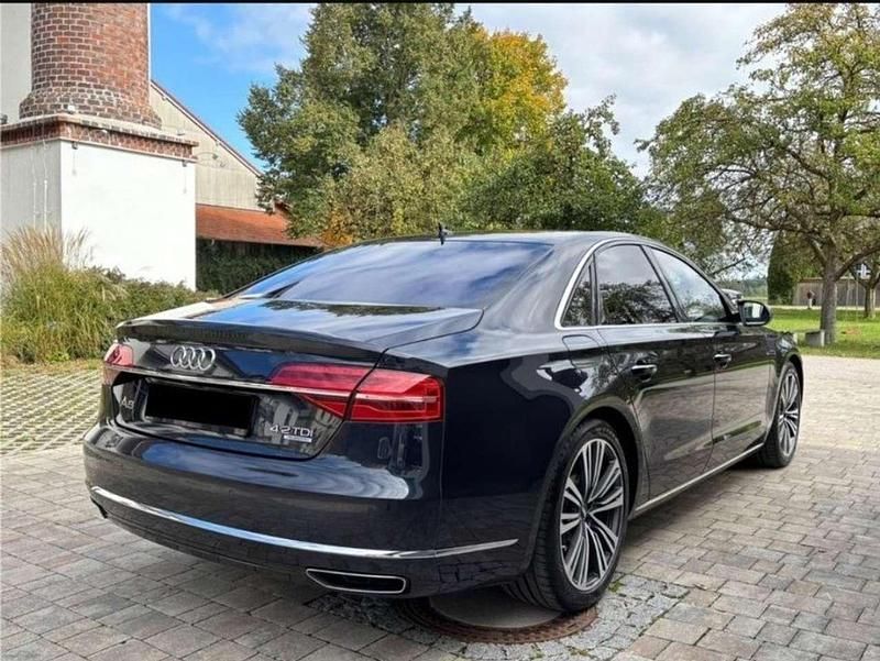 Gebraucht Audi A8 385 PS (283 kW) 2014 Blau Limousine