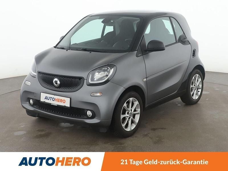 Grau Gebraucht 2019 Smart ForTwo Coupé Passion Kleinwagen | 13.990 € (Fairer Preis) - Bild 1/3