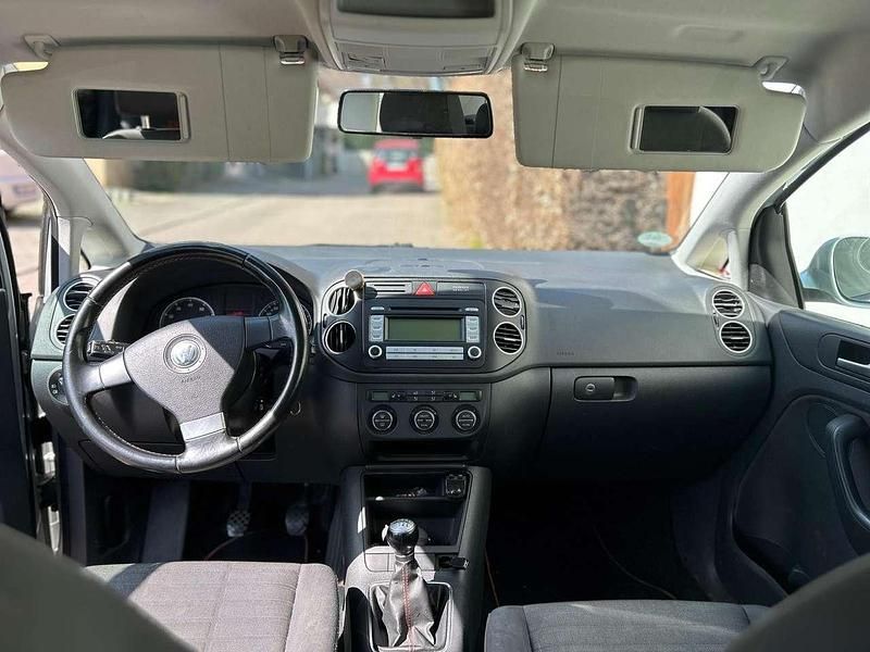 Grau Gebraucht 2006 VW Golf Plus Cross Goal Van / Kleinbus | 3.699 € (Fairer Preis) - Bild 1/4