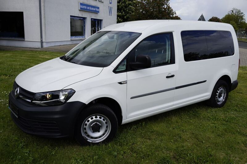 Weiß Gebraucht 2016 VW Caddy Maxi Van / Kleinbus | 12.599 € (Fairer Preis) - Bild 1/4