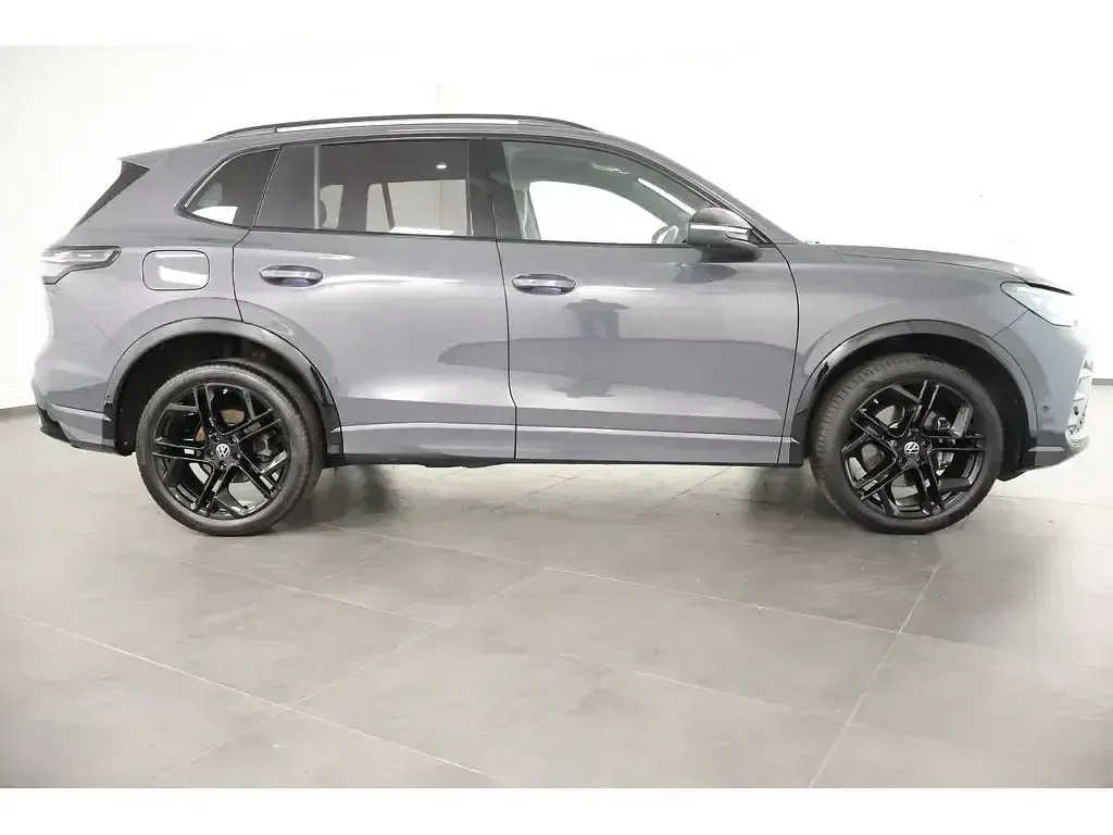 Usata VW Tiguan Style 142 CV (104 kW) 2025 Grigio SUV
