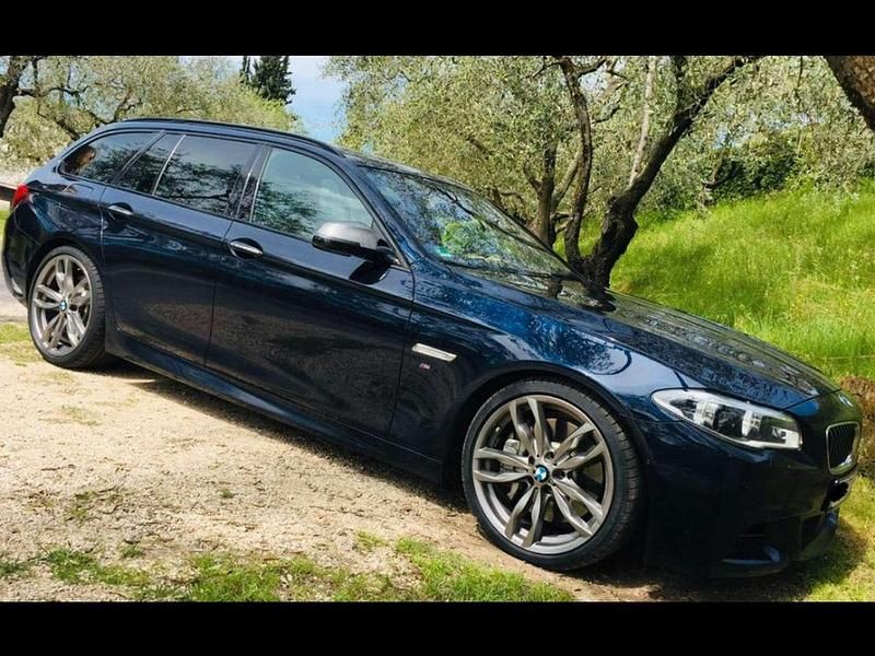 Blau Gebraucht 2013 BMW M550 Shadowline Limousine | 29.000 € (Fairer Preis) - Bild 1/4