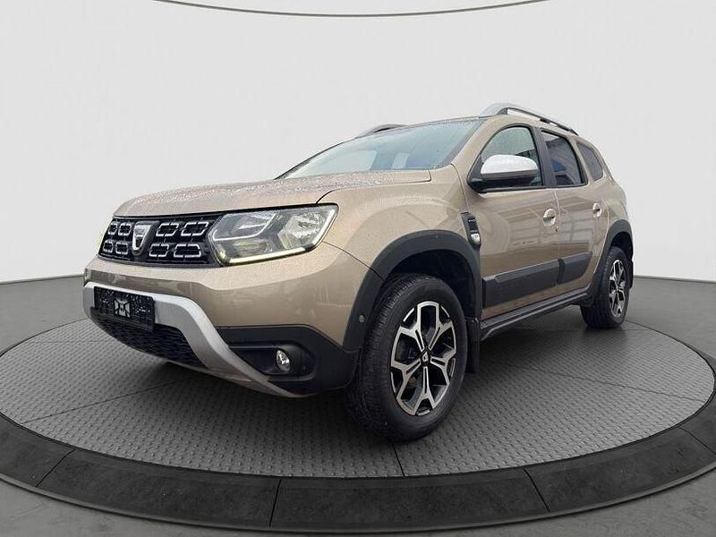 Beige (metallic) Gebraucht 2020 Dacia Duster Prestige SUV | 20.330 € (Teuer) - Bild 1/4
