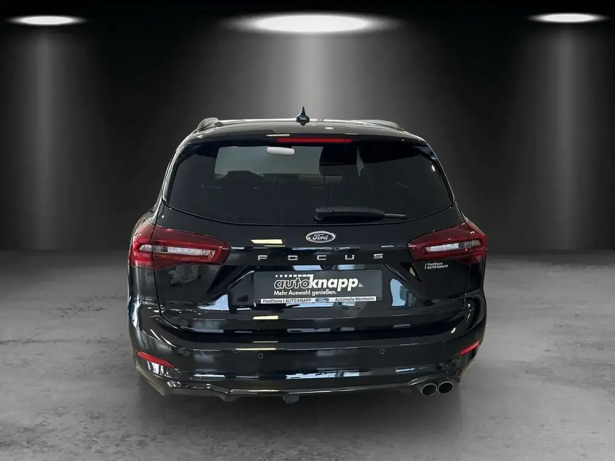 Gebraucht Ford Focus ST-Line X 155 PS (114 kW) 2024 Obsidianschwarz Kombi