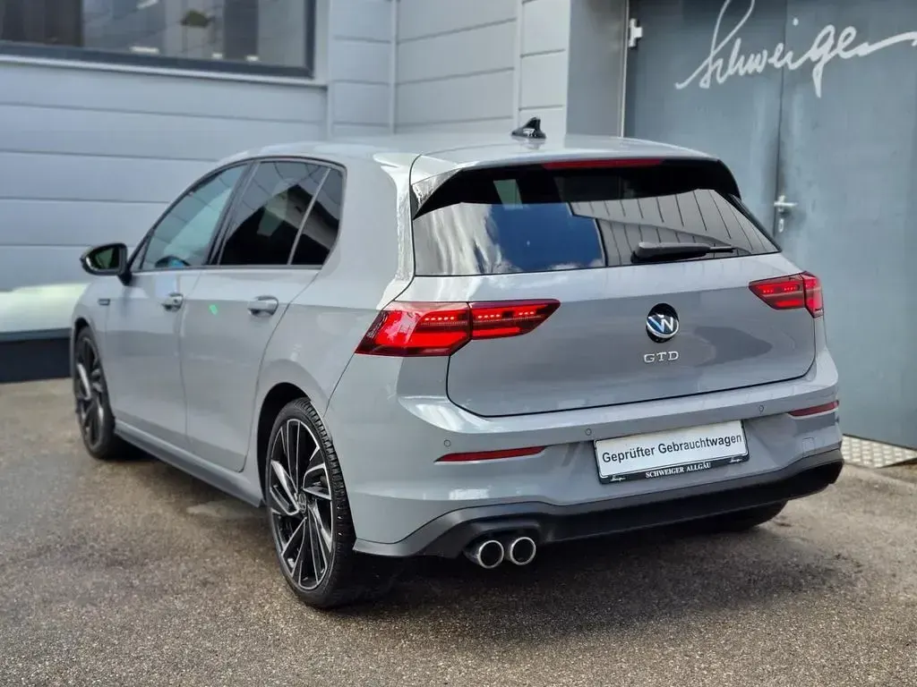 Gebraucht VW Golf VIII GTD 200 PS (147 kW) 2023 Grau Limousine