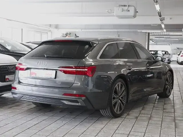 Gebraucht Audi A6 Business 204 PS (150 kW) 2023 Daytonagrau perleffekt Kombi