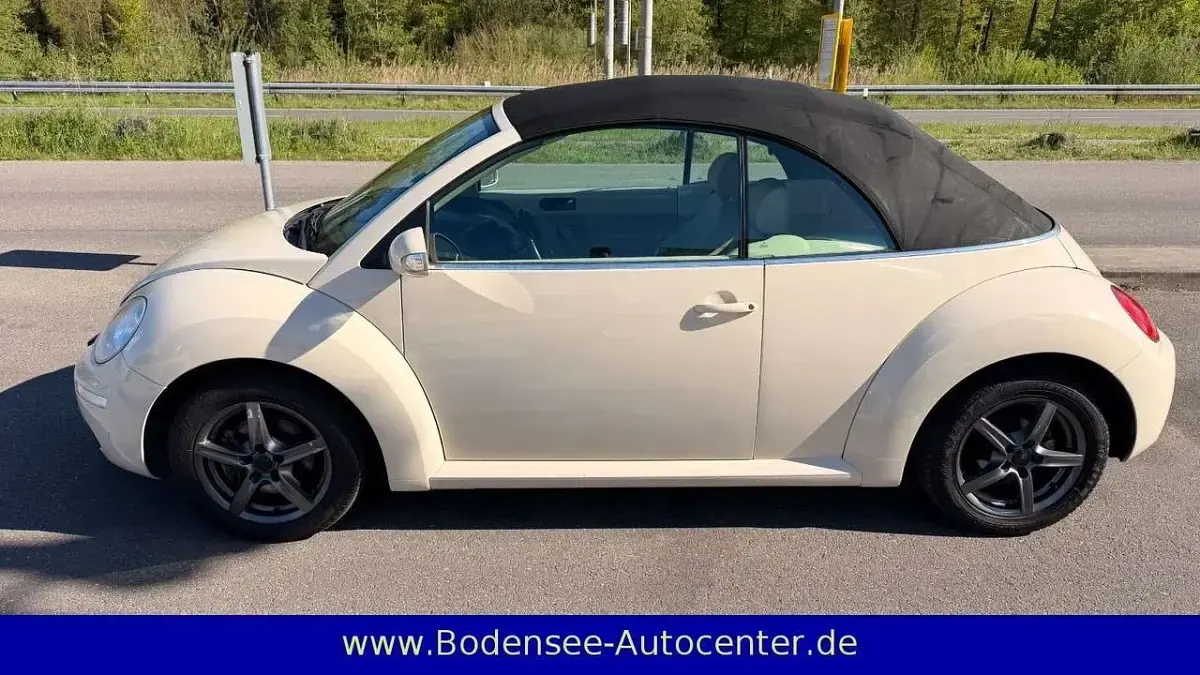 Gebraucht VW New Beetle Cabriolet 150 PS (110 kW) 2010 Beige Cabrio