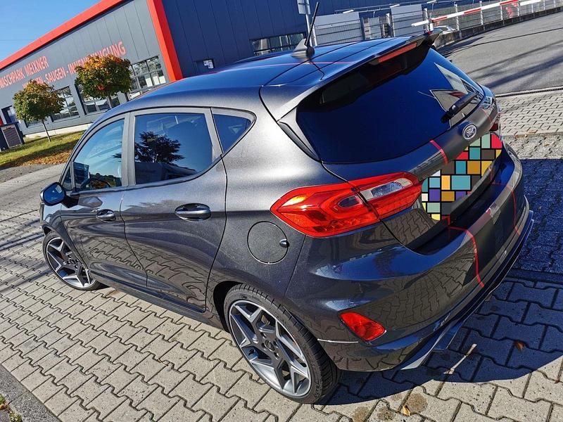 Gebraucht Ford Fiesta ST 200 PS (147 kW) 2020 Silber Kleinwagen