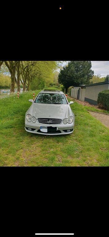 Silber Gebraucht 2002 Mercedes CLK500 Avantgarde Coupé | 6.000 € (Fairer Preis) - Bild 1/4