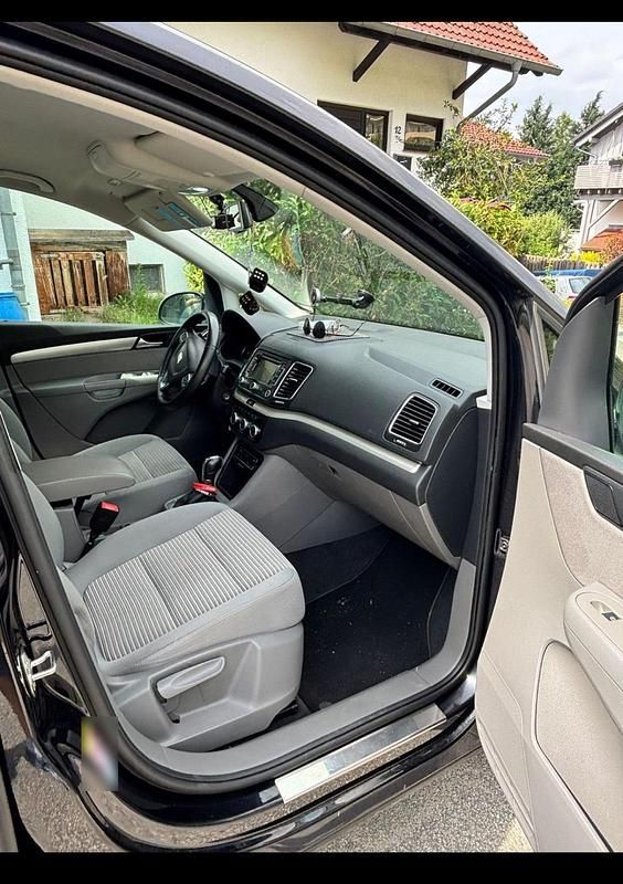 Gebraucht Seat Alhambra 140 PS (102 kW) 2014 Schwarz Van / Kleinbus