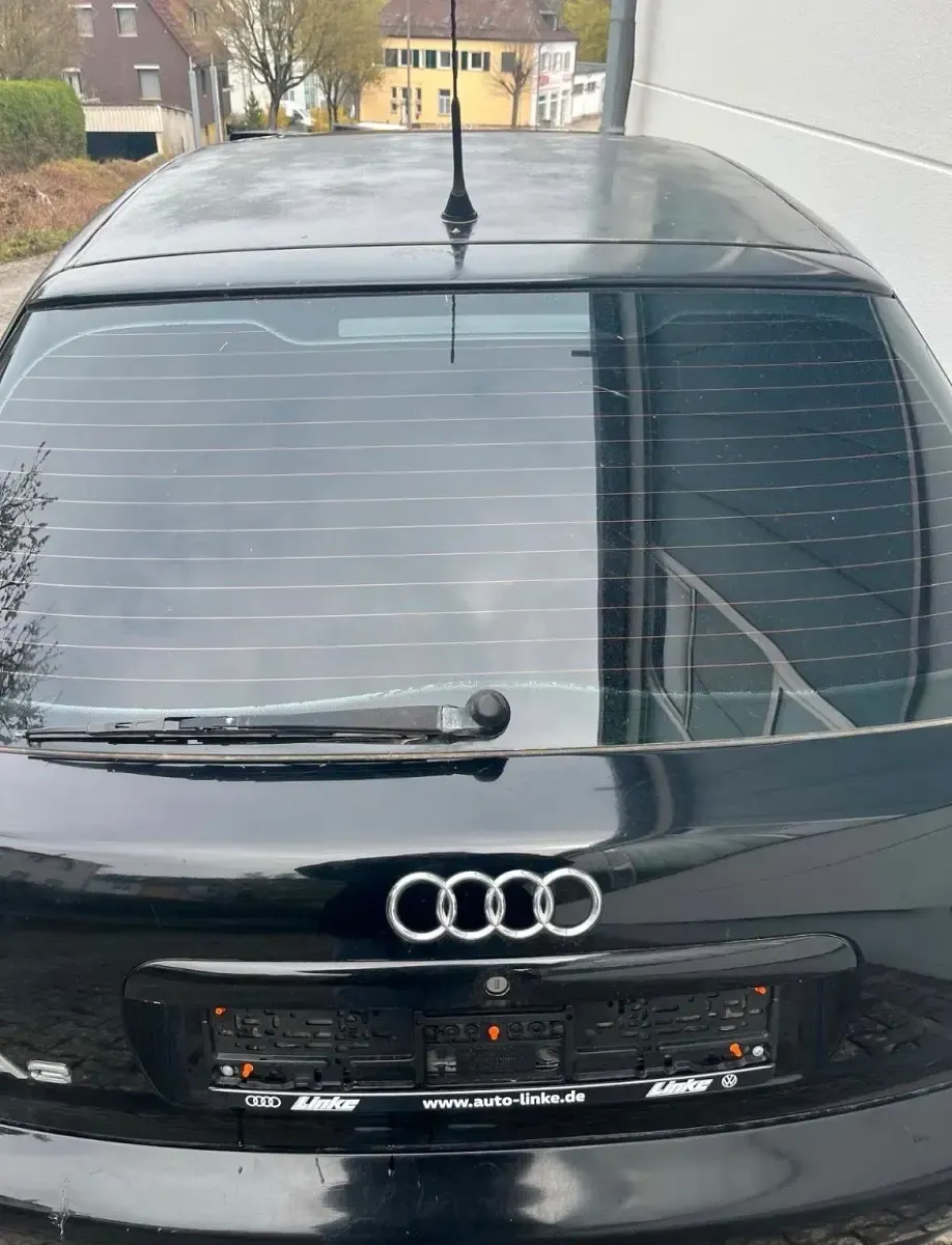 Gebraucht Audi A3 101 PS (74 kW) 1998 Schwarz Kleinwagen