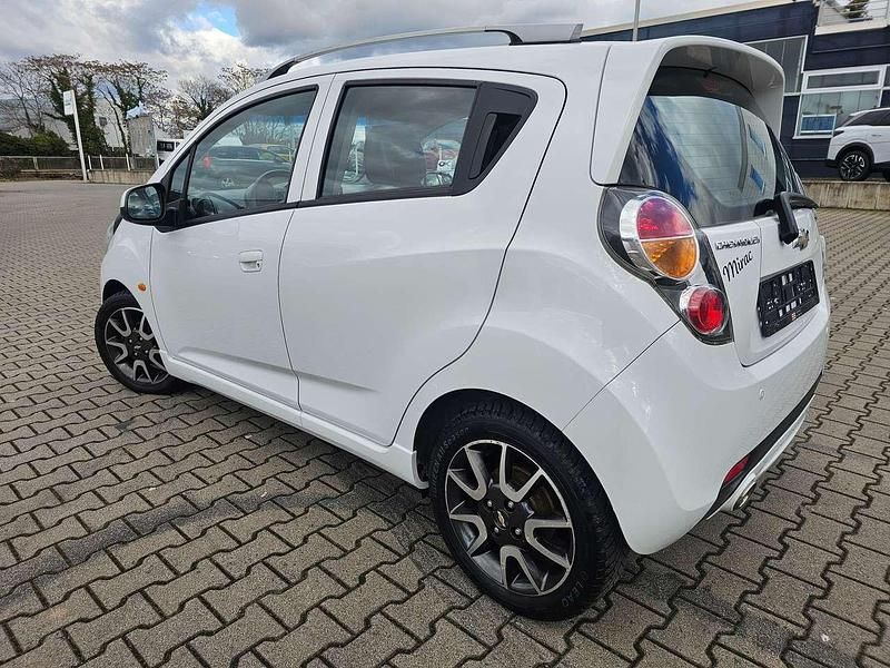 Gebraucht Chevrolet Spark LS 68 PS (50 kW) 2012 Weiß Kleinwagen
