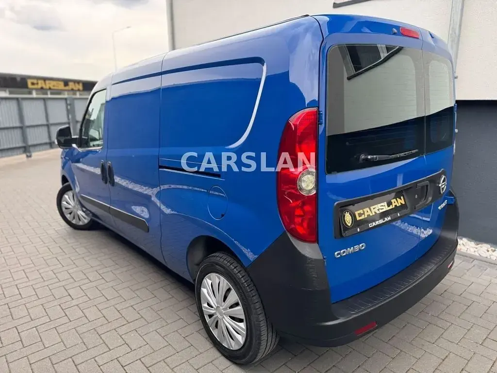 Gebraucht Opel Combo 90 PS (66 kW) 2013 Blau Van / Kleinbus