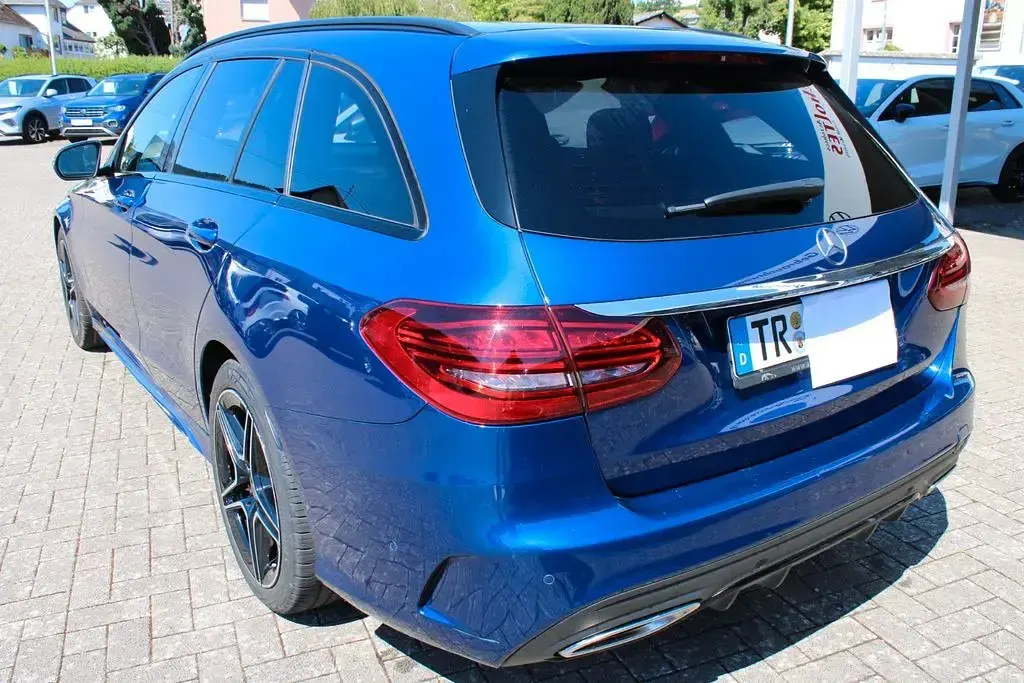 Gebraucht Mercedes C300 Business 258 PS (189 kW) 2020 Blau