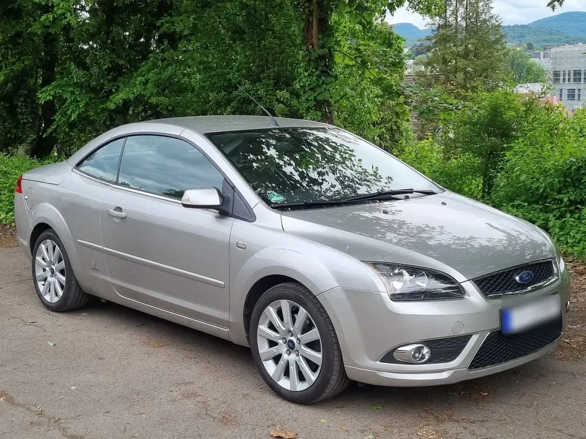 Gebraucht Ford Focus 145 PS (106 kW) 2007 Silber Cabrio