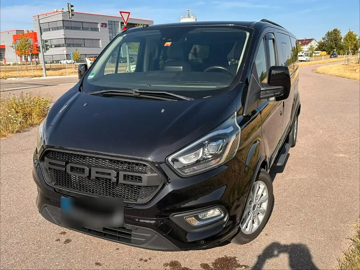 Gebraucht Ford Tourneo Custom Titanium X 170 PS (125 kW) 2018 Schwarz Van