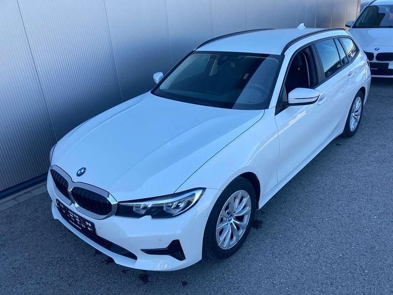 Gebraucht BMW 320 184 PS (135 kW) 2022 Alpinweiss iii Kombi
