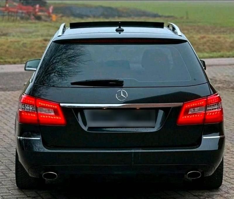 Gebraucht Mercedes C300 244 PS (179 kW) 2010 Kombi