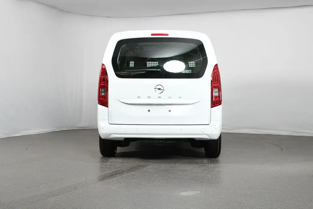 Neu Opel Combo Edition 131 PS (96 kW) 2026 Weiß Van / Kleinbus