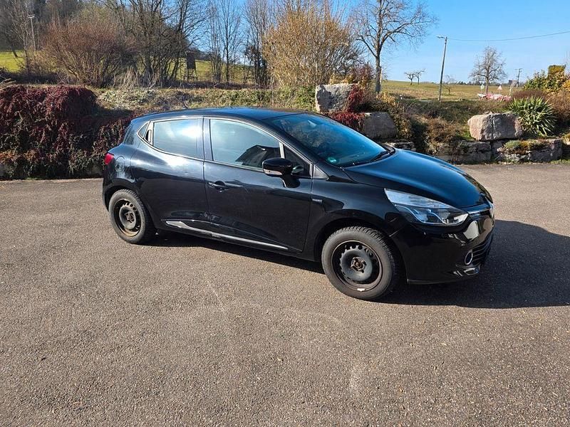 Gebraucht Renault Clio IV Dynamique 73 PS (53 kW) 2015 Schwarz Limousine