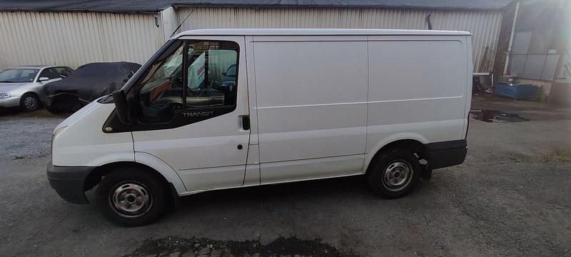 Gebraucht Ford Transit 85 PS (62 kW) 2010 Weiß Abholung