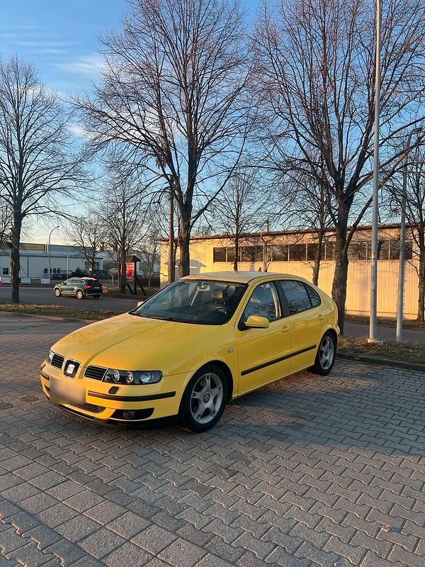 Gebraucht Seat Leon 125 PS (91 kW) 2002 Gelb Kleinwagen