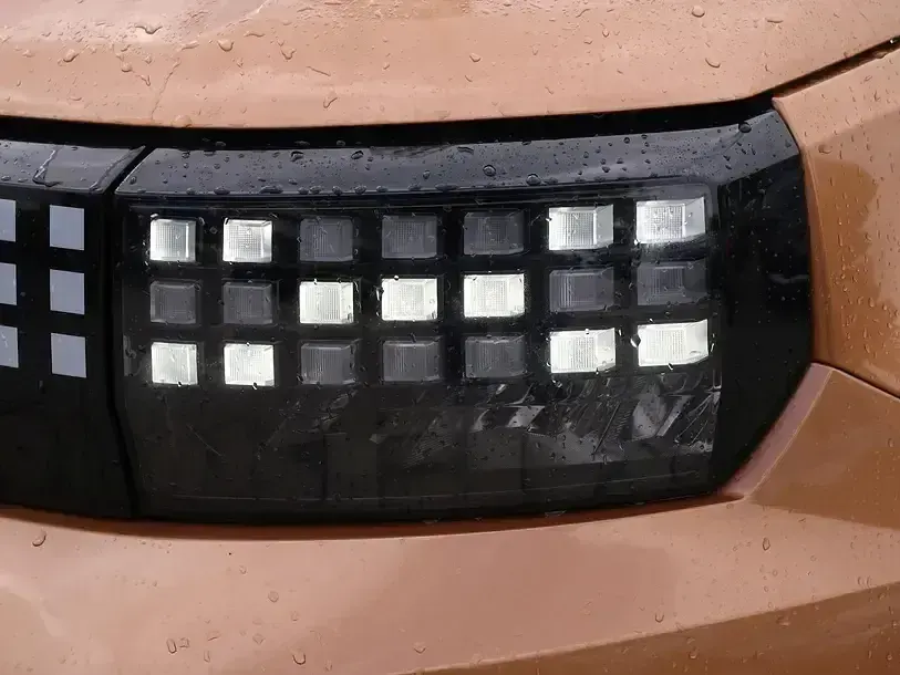 Gebraucht Fiat Grande Panda La Prima 83 kW (113 PS) 2025 Luna bronze Kleinwagen